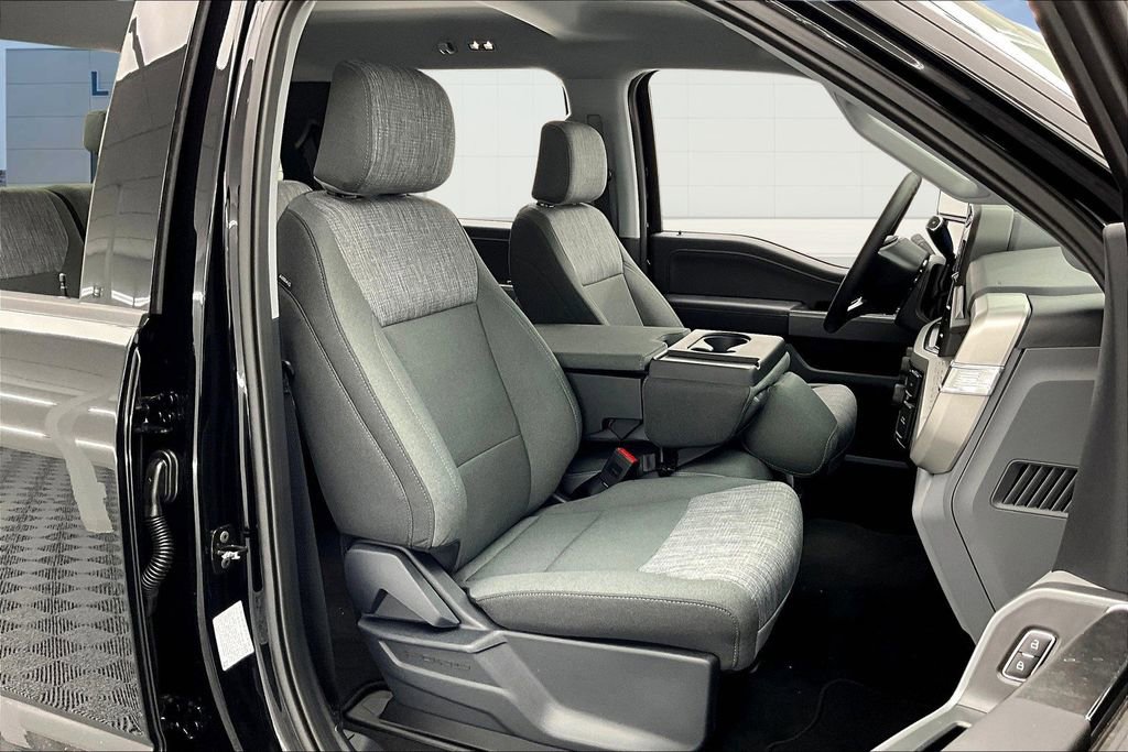 New 2026 Ford F250 XLT w/ XLT Premium Package image 11