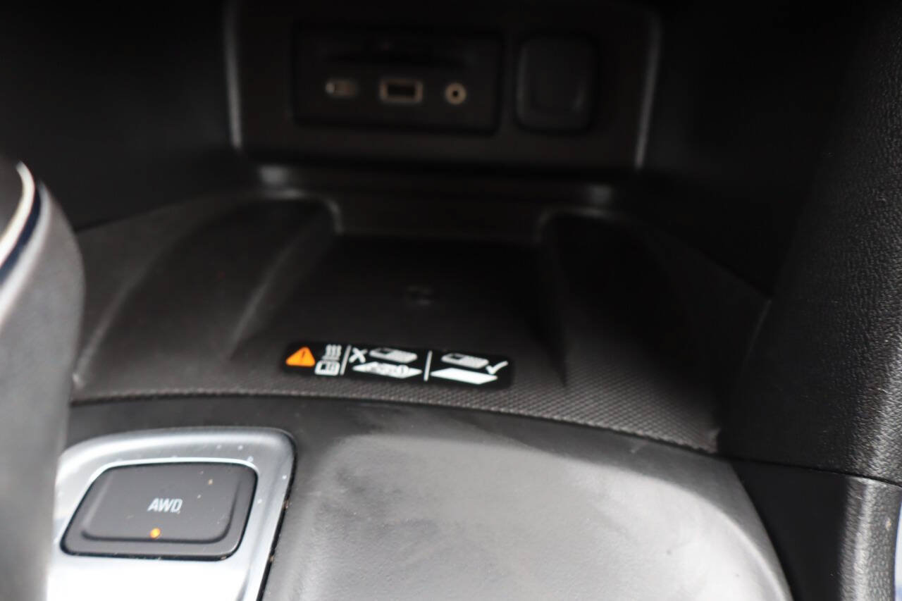 Used 2019 Chevrolet Equinox Premier AWD/4WD image 20