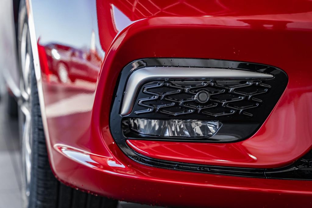 New 2026 Chrysler Pacifica Pinnacle image 13