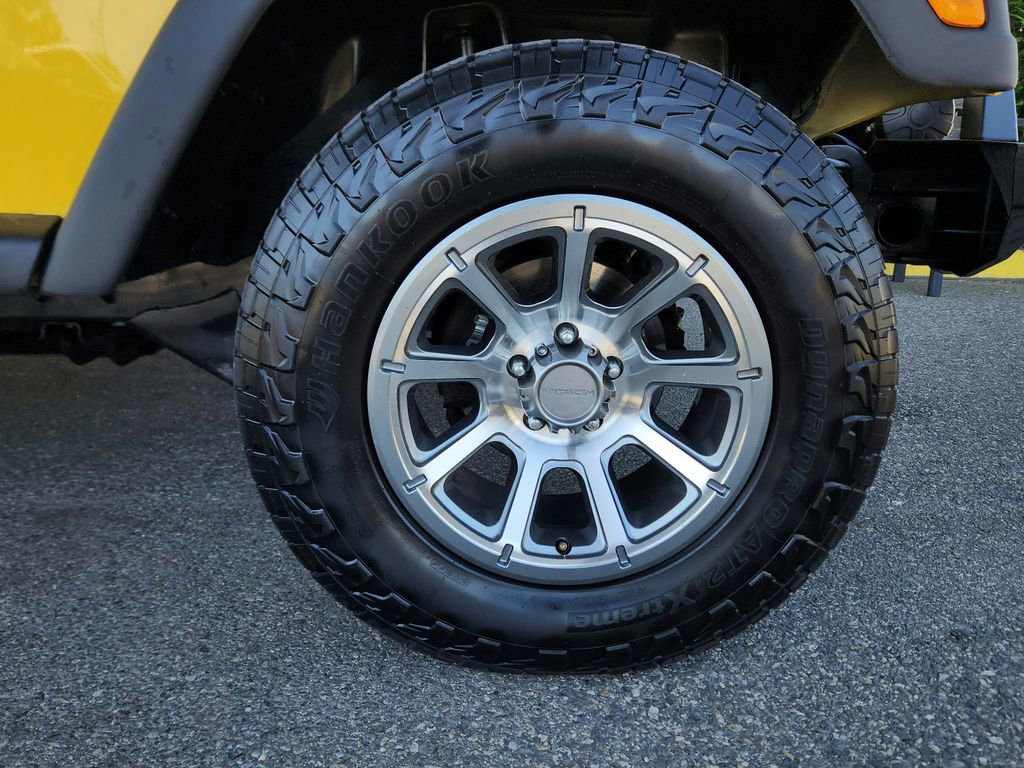 Used 2004 Jeep Wrangler X w/ Wheel Plus Group AWD/4WD image 23