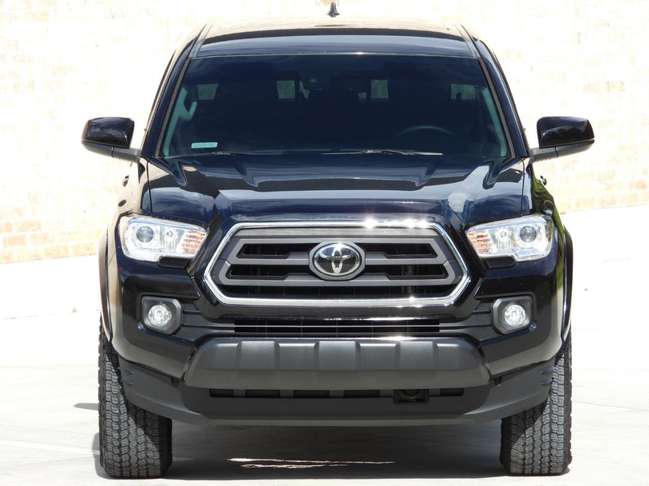 Used 2022 Toyota Tacoma SR5 RWD image 26