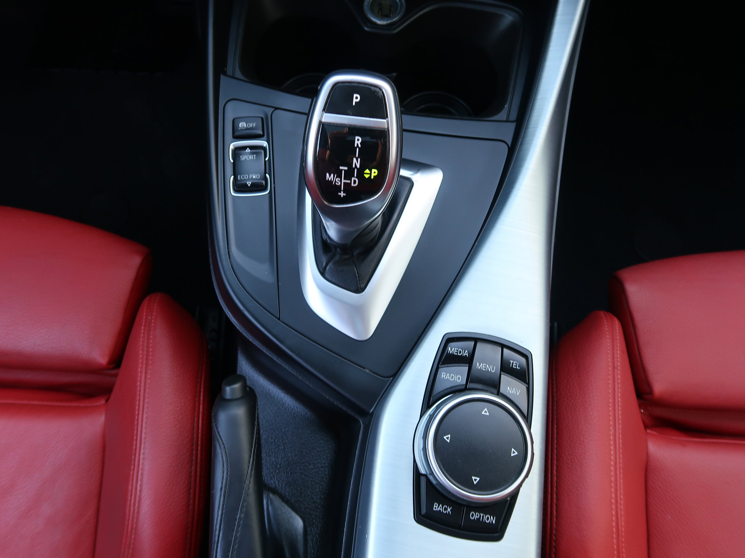 Used 2015 BMW M235i 2dr Cpe M235i RWD image 20