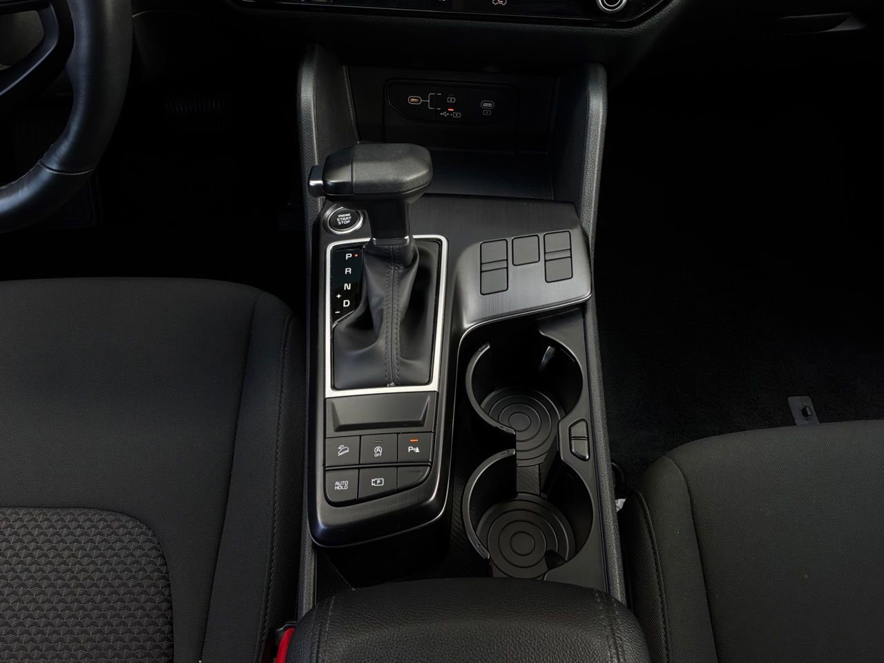 Used 2026 Kia Sportage LX FWD image 14