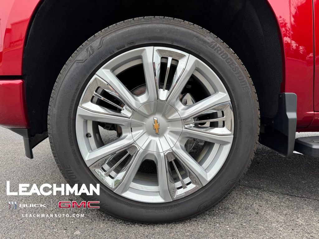 Certified 2025 Chevrolet Silverado 1500 High Country w/ High Country Premium Package AWD/4WD image 8