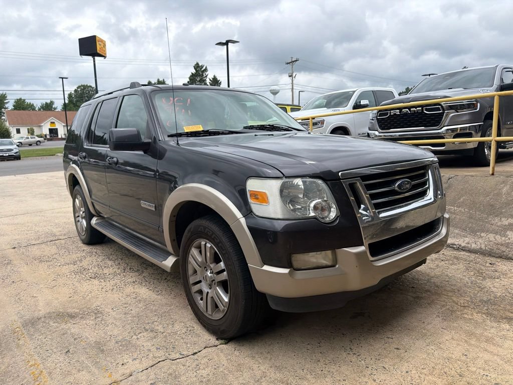 Used 2007 Ford Explorer Eddie Bauer RWD image 3