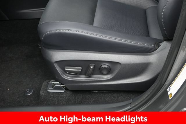Certified 2026 Toyota Crown AWD/4WD image 21