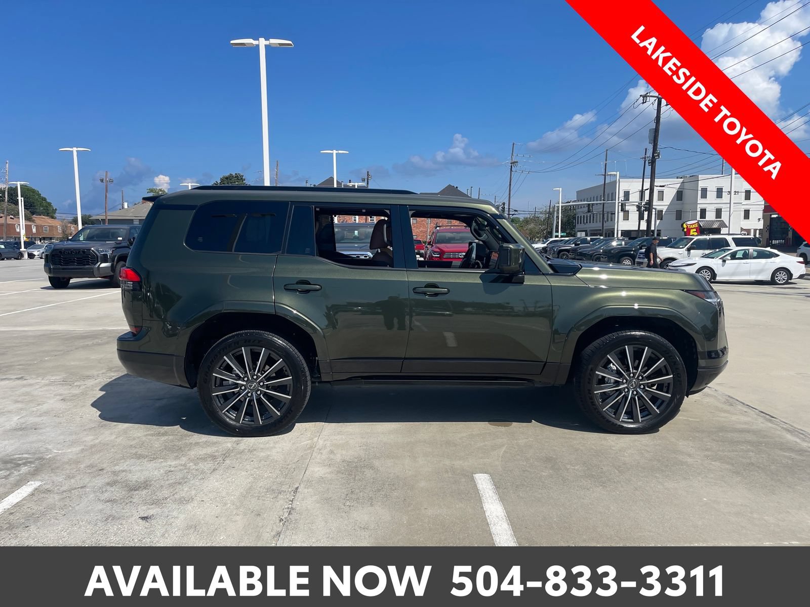 Used 2025 Lexus GX 550 w/ Cold Area Package AWD/4WD image 7