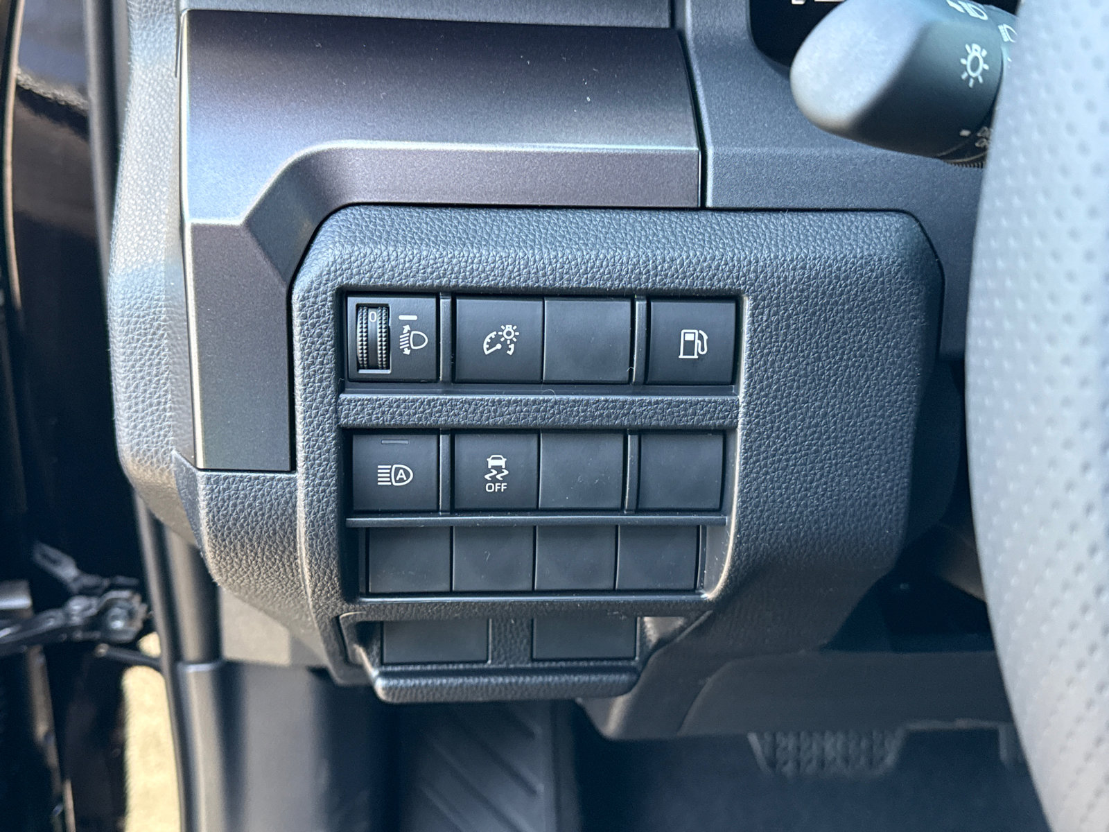 New 2026 Toyota 4Runner SR5 AWD/4WD image 25