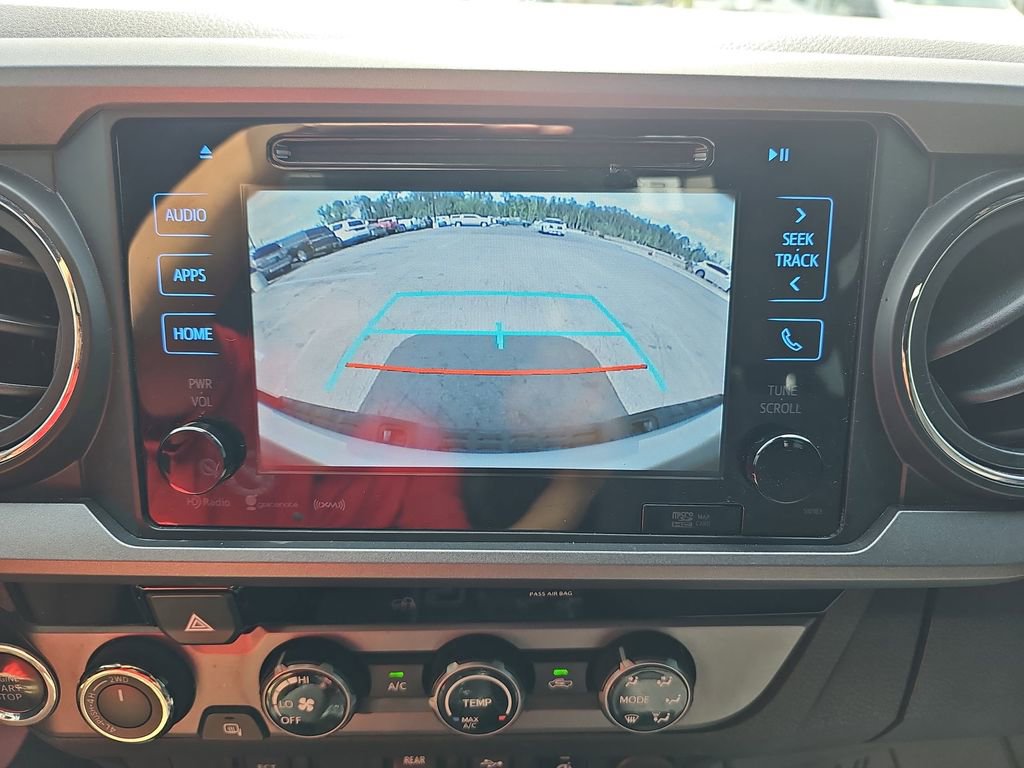 Used 2018 Toyota Tacoma TRD Off-Road image 25