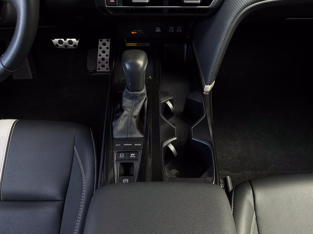 Used 2026 Toyota Camry SE FWD image 15