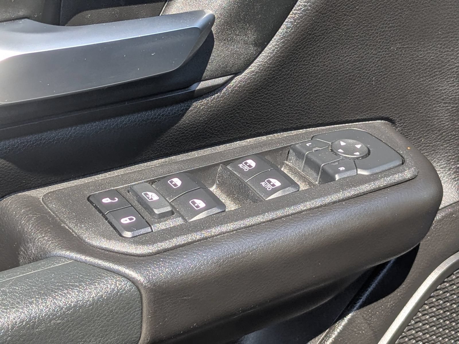 Used 2025 RAM 1500 Warlock AWD/4WD image 12