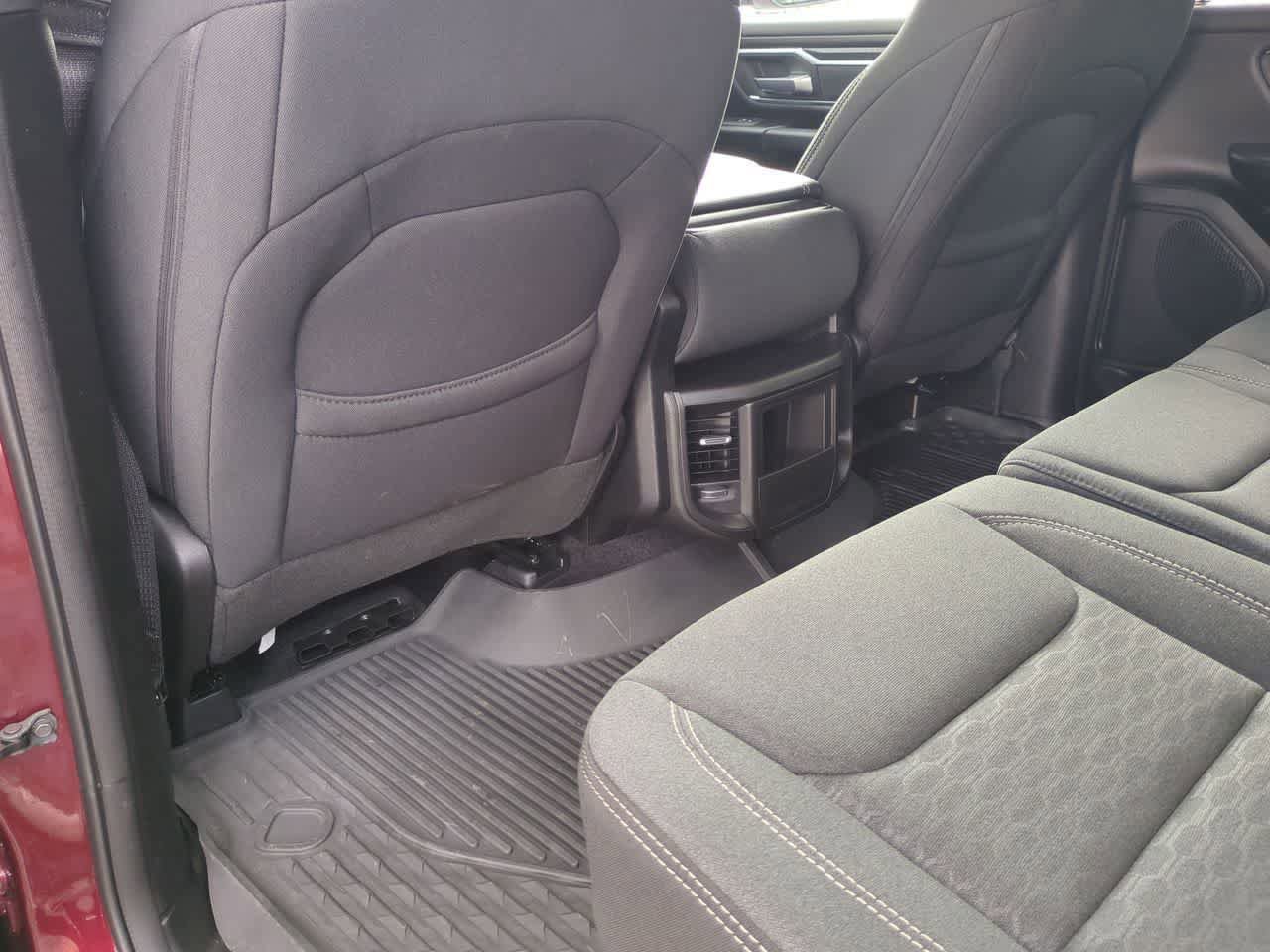 Certified 2025 RAM 1500 Big Horn AWD/4WD image 18