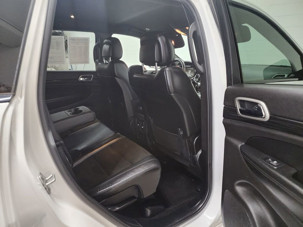 Used 2019 Jeep Grand Cherokee Altitude image 30
