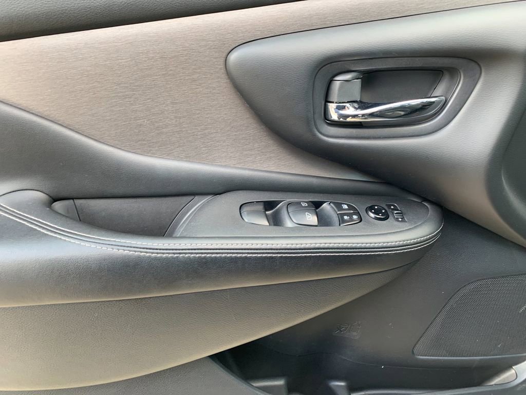 Used 2022 Nissan Murano S image 12