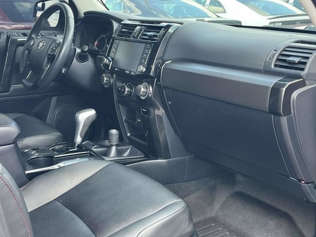 Used 2021 Toyota 4Runner TRD Off-Road Premium w/ Moonroof Package AWD/4WD image 24