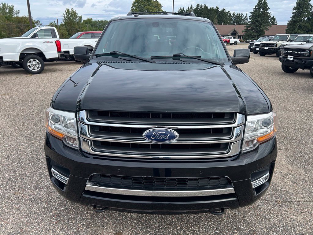 Used 2017 Ford Expedition Limited AWD/4WD image 2
