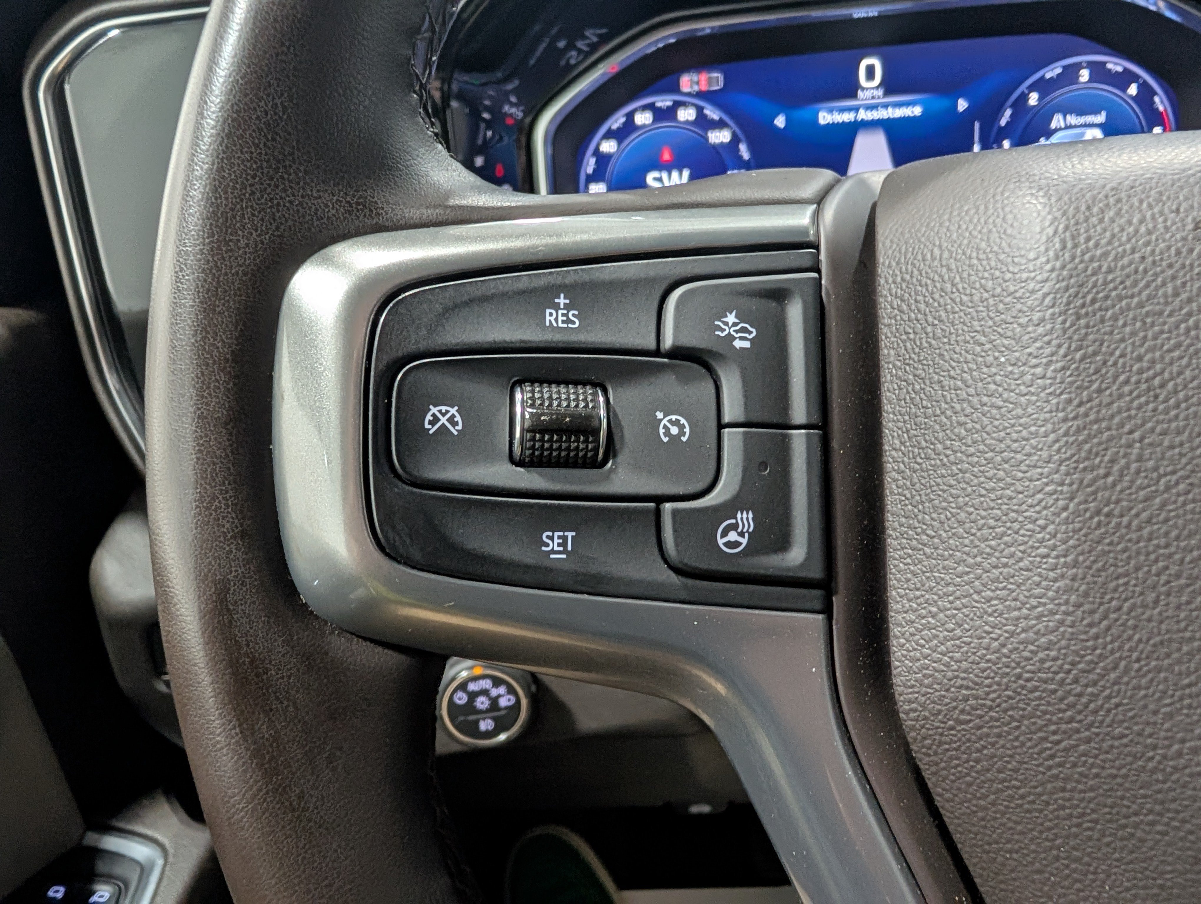 Used 2025 Chevrolet Silverado 3500 LTZ w/ LTZ Plus Package AWD/4WD image 23