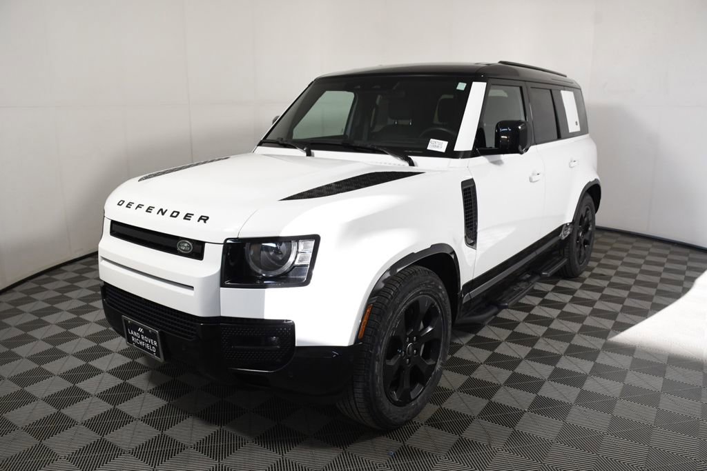 Used 2024 Land Rover Defender 110 X-Dynamic SE image 1