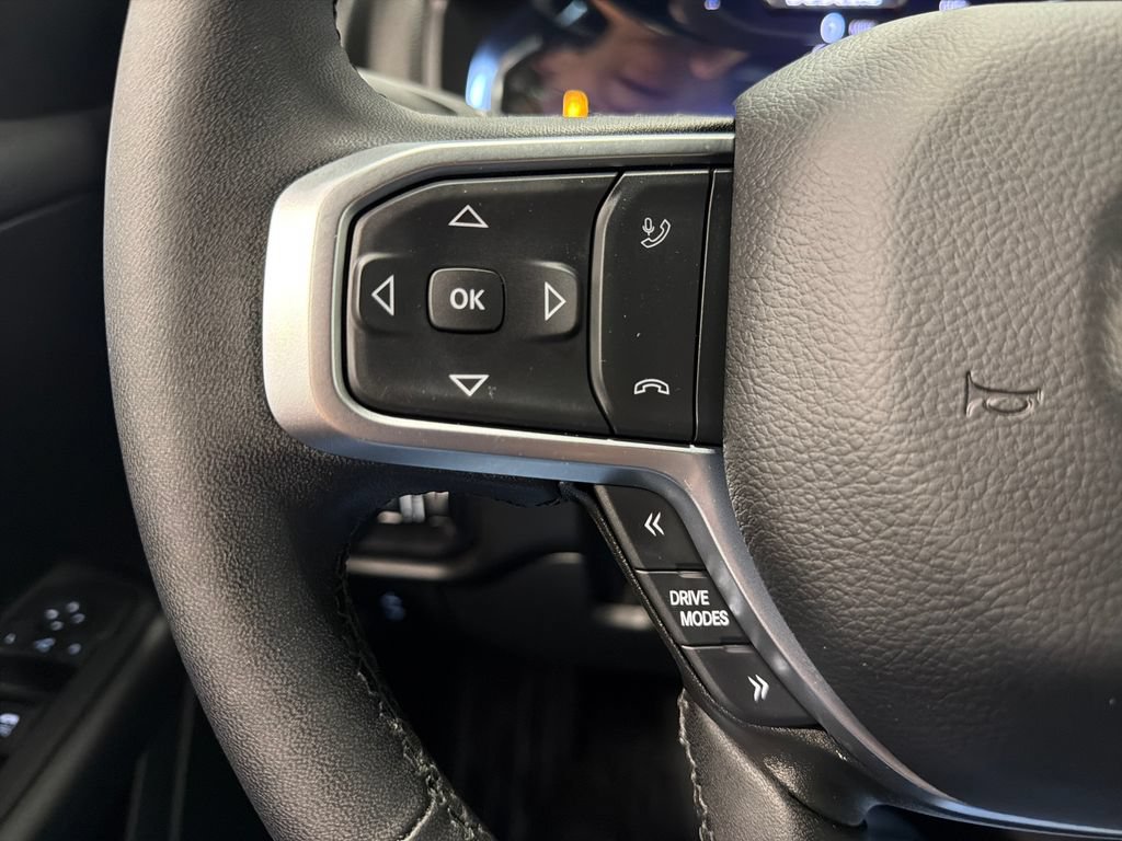 Used 2025 RAM 1500 Big Horn AWD/4WD image 13
