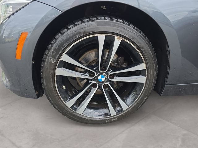 Used 2018 BMW 330i xDrive Sedan AWD/4WD image 13