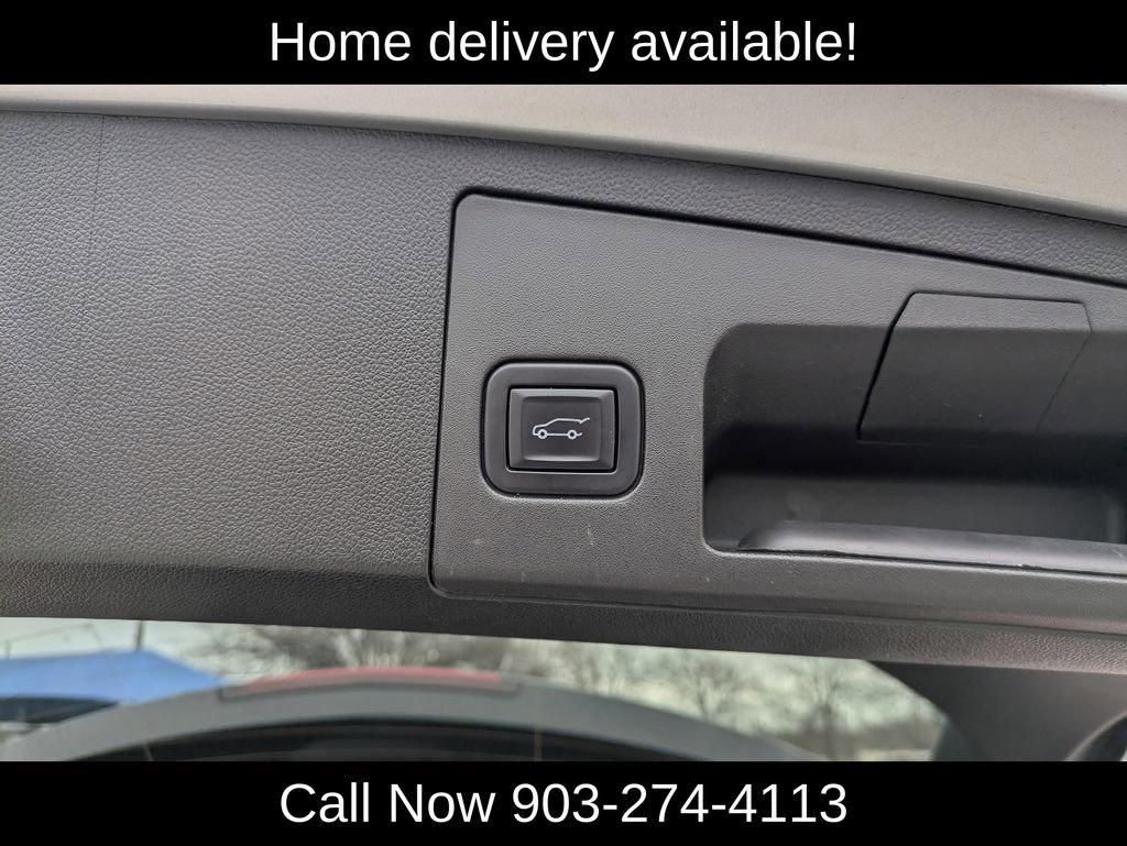 Used 2022 Cadillac XT4 Luxury image 30