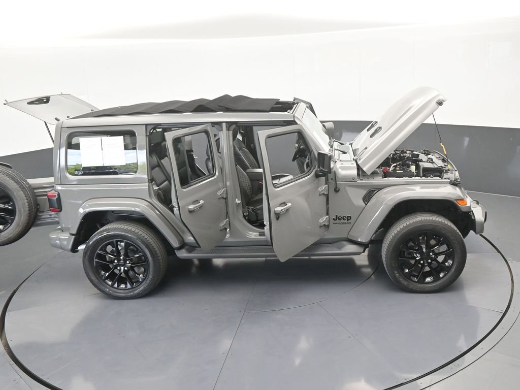 Used 2022 Jeep Wrangler Unlimited Sahara AWD/4WD image 75