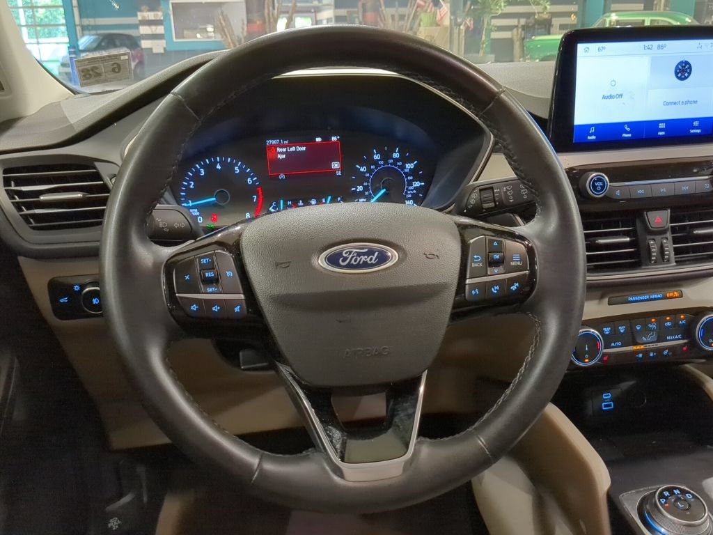 Used 2022 Ford Escape SEL AWD/4WD video 2