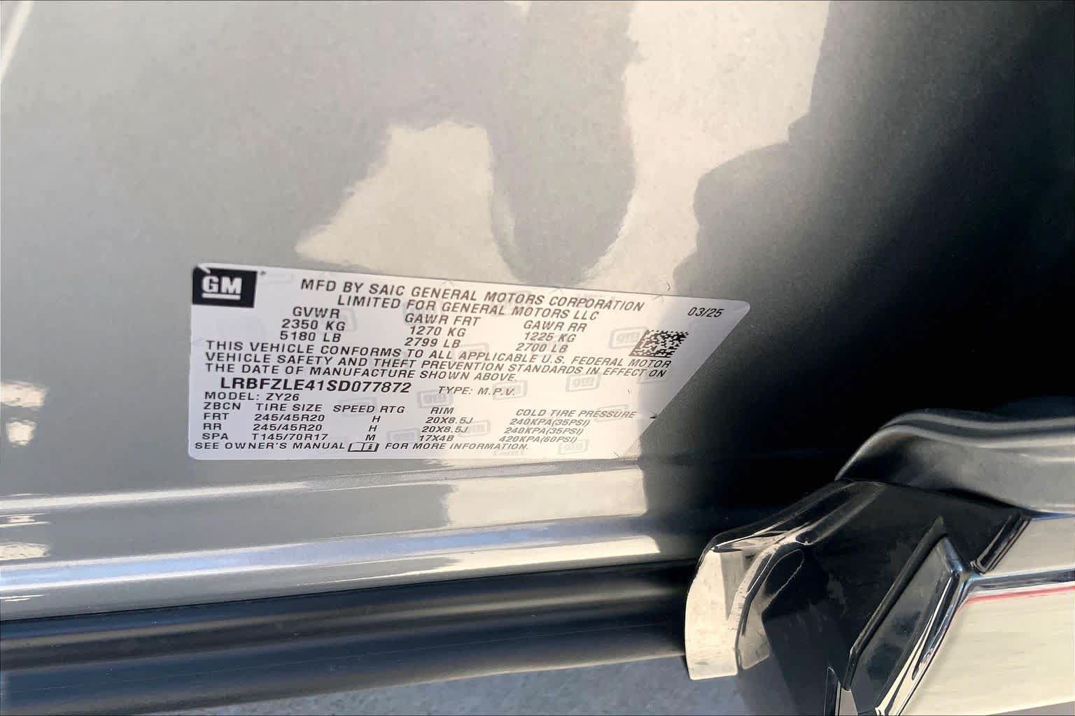 Used 2025 Buick Envision Sport Touring AWD/4WD image 31