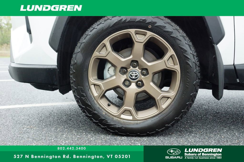 Used 2025 Toyota RAV4 Woodland Edition w/ Weather Package AWD/4WD image 36