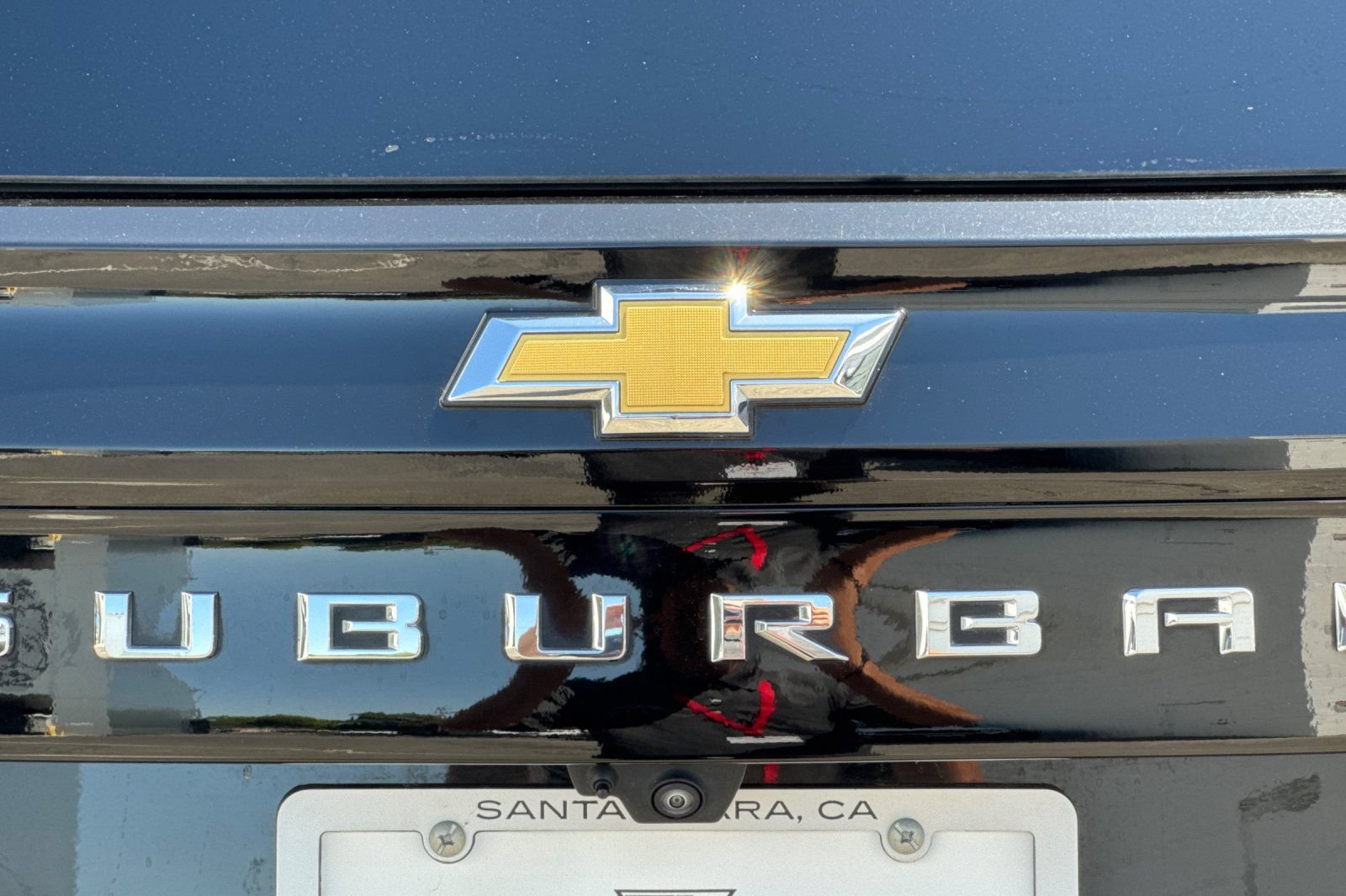 Used 2025 Chevrolet Suburban LT RWD image 48