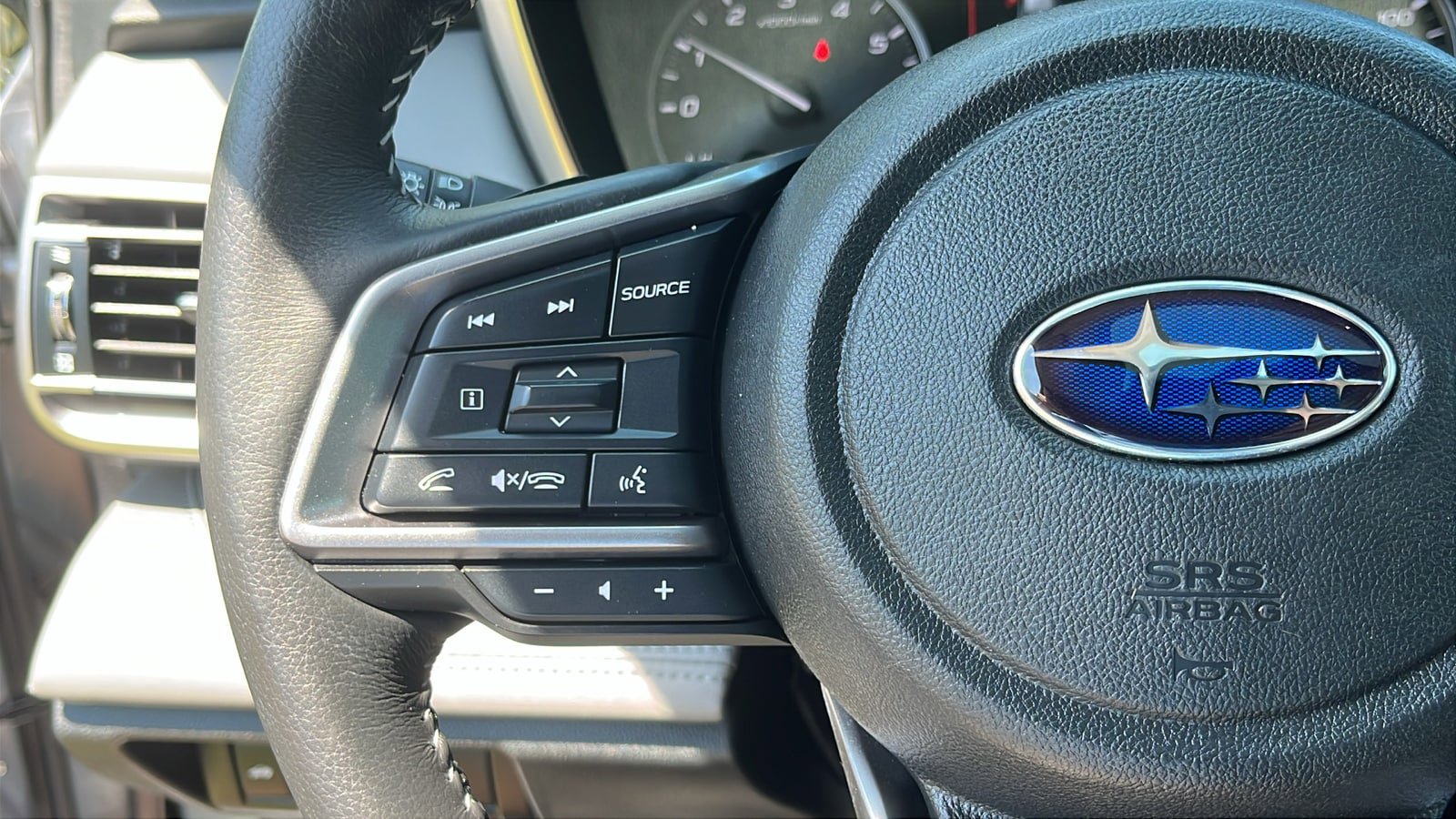 Certified 2023 Subaru Legacy Limited AWD/4WD image 14