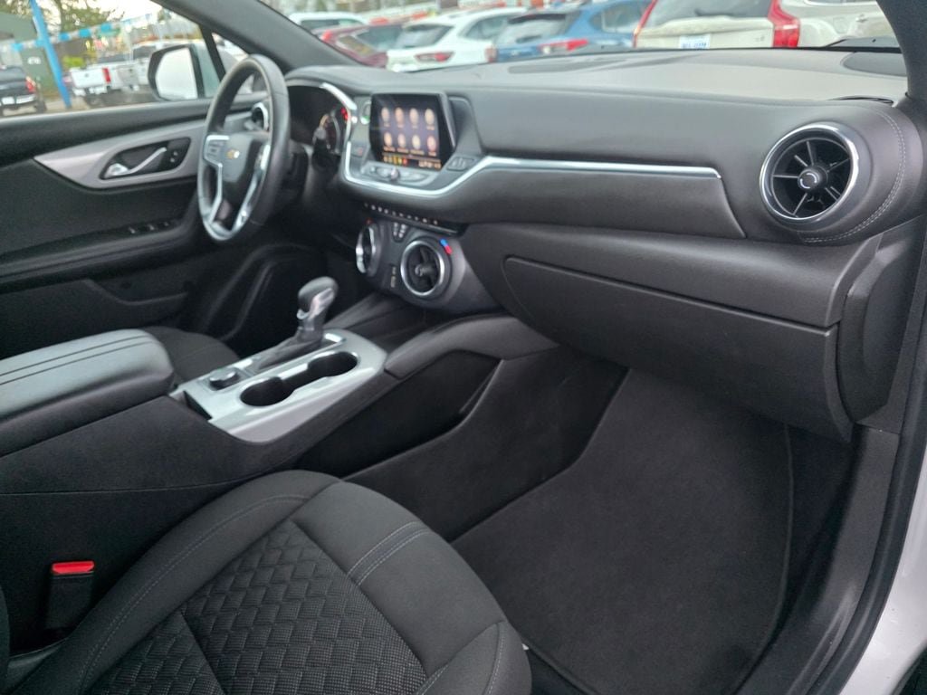 Used 2022 Chevrolet Blazer LT AWD/4WD image 23