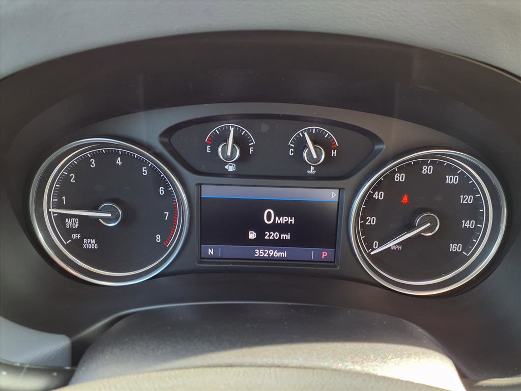 Used 2020 Buick Enclave Essence image 16