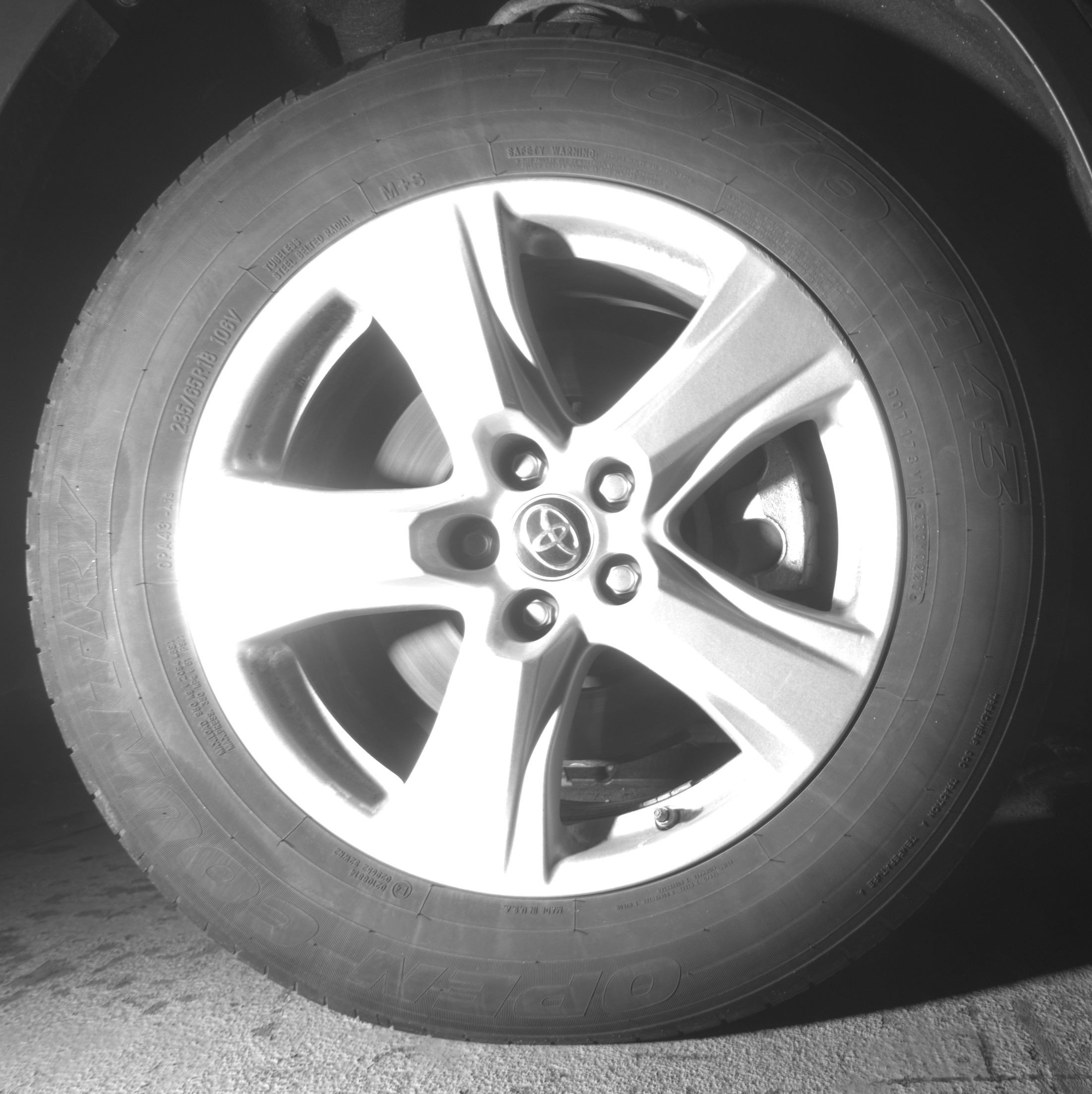 Used 2025 Toyota Highlander LE image 13