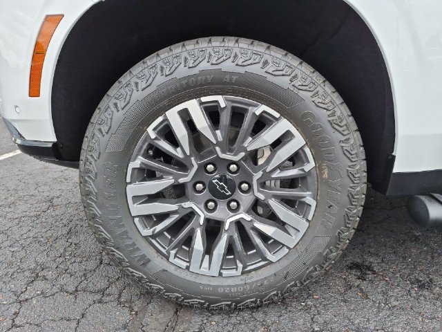 New 2026 Chevrolet Tahoe Z71 w/ Comfort Package AWD/4WD image 36