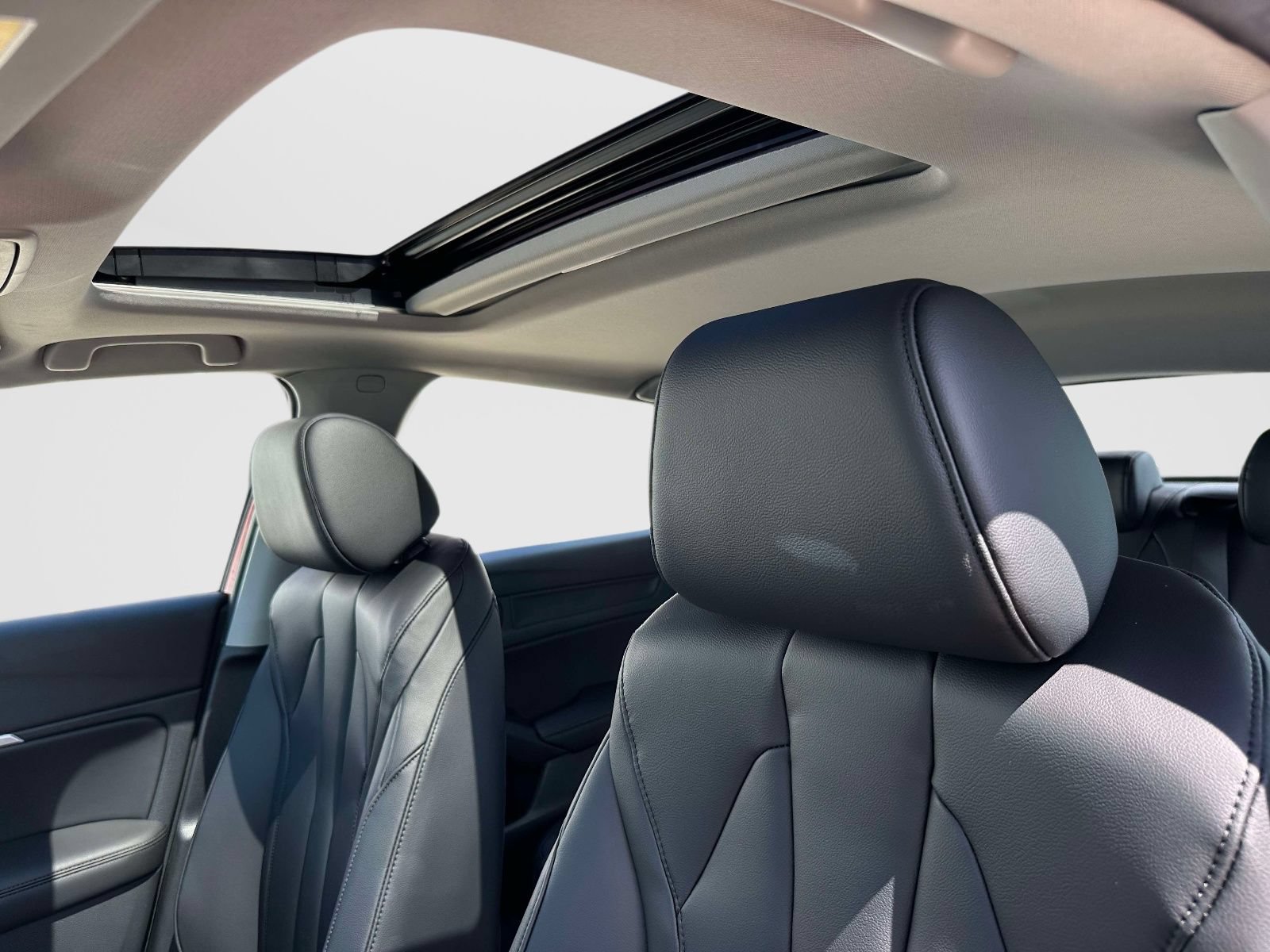 Certified 2025 Acura Integra FWD image 16