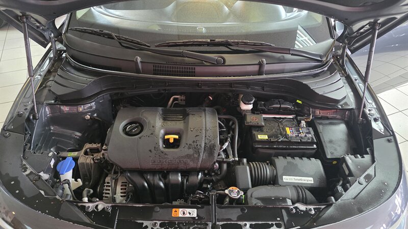 Used 2023 Kia Soul LX w/ LX Technology Package FWD image 30