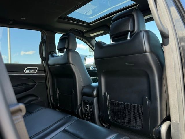 Used 2019 Jeep Grand Cherokee Limited AWD/4WD image 19