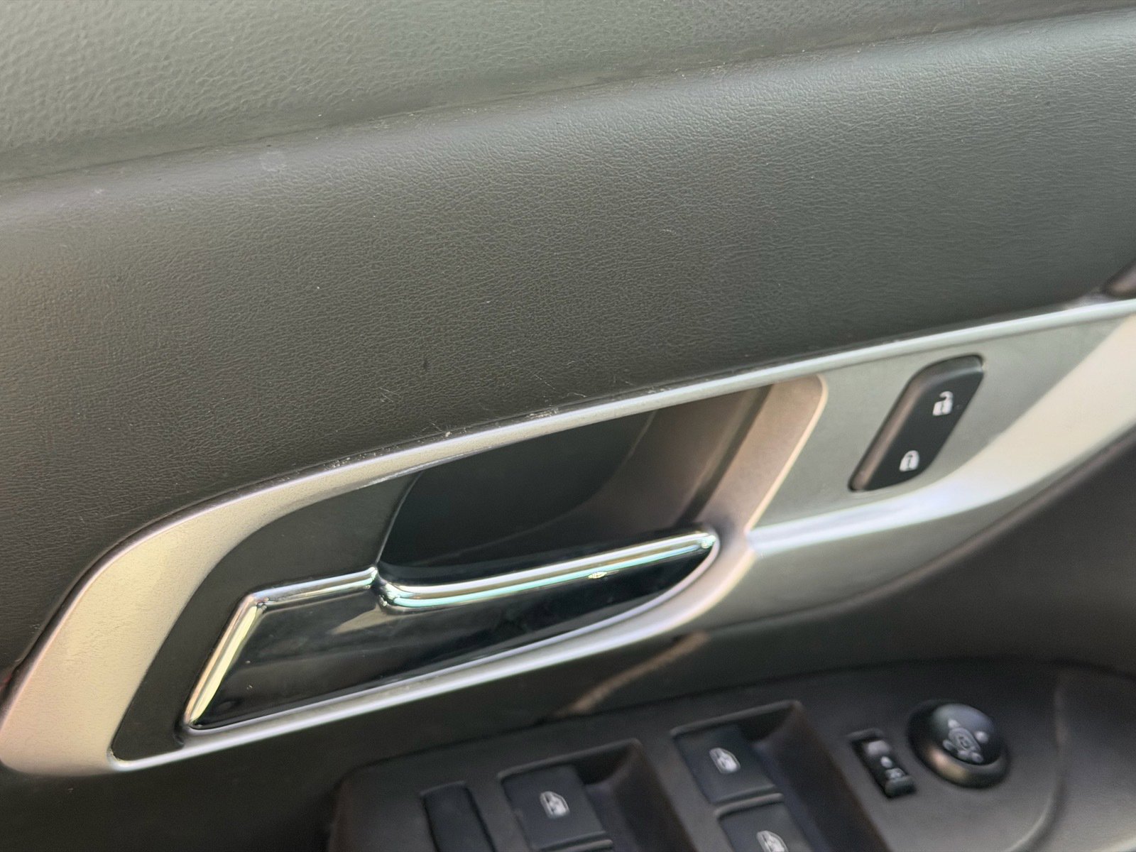 Used 2014 GMC Terrain SLE w/ Convenience Package image 8