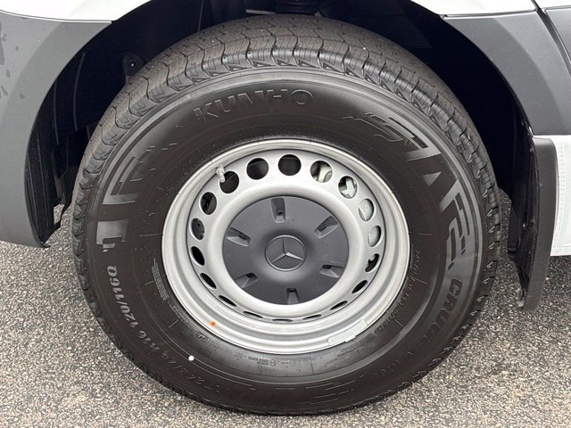 New 2026 Mercedes-Benz Sprinter 2500 image 30
