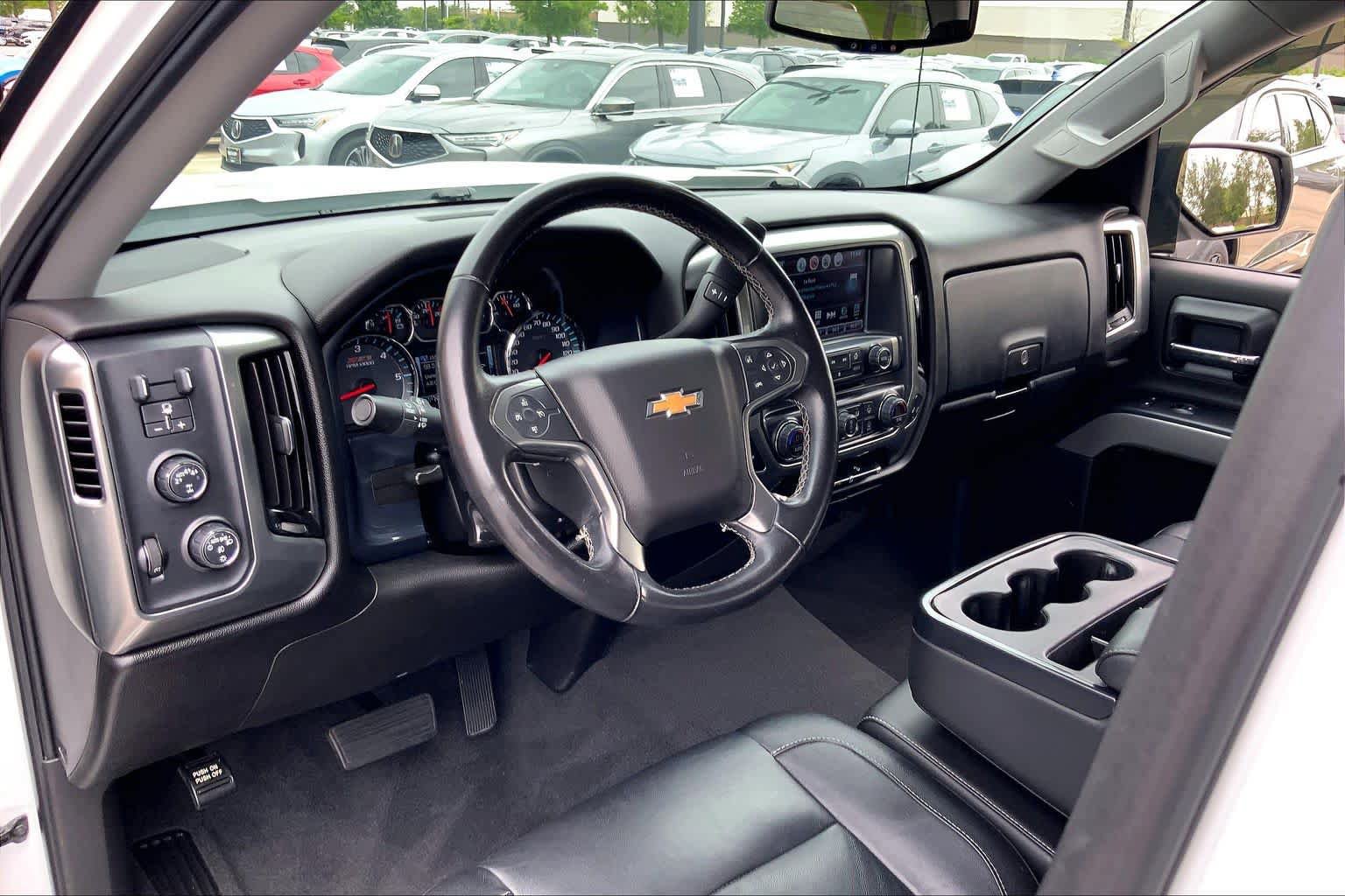 Used 2018 Chevrolet Silverado 1500 LT w/ All Star Edition AWD/4WD image 17