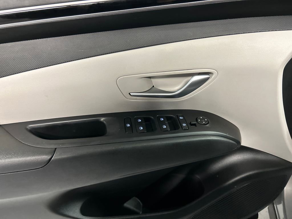 Used 2023 Hyundai Tucson SEL image 12