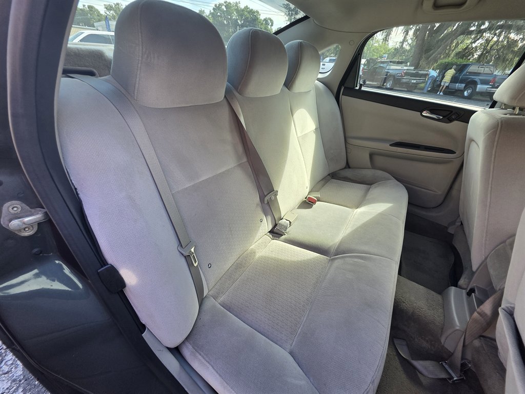 Used 2011 Chevrolet Impala LS image 28