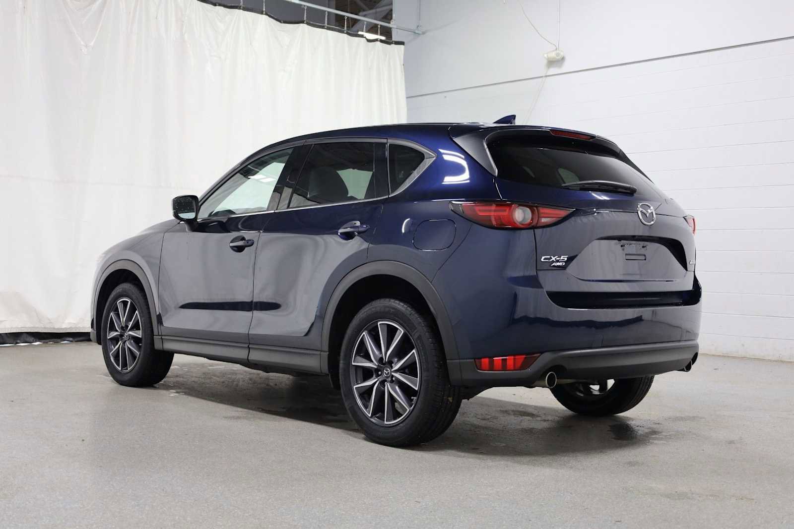 Used 2018 MAZDA CX-5 Grand Touring w/ Premium Package AWD/4WD image 3