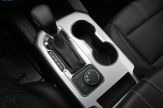 Used 2024 Chevrolet Blazer LT w/ Midnight/Sport Edition FWD image 39