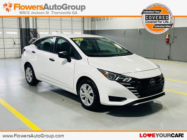 Used 2024 Nissan Versa S image 1