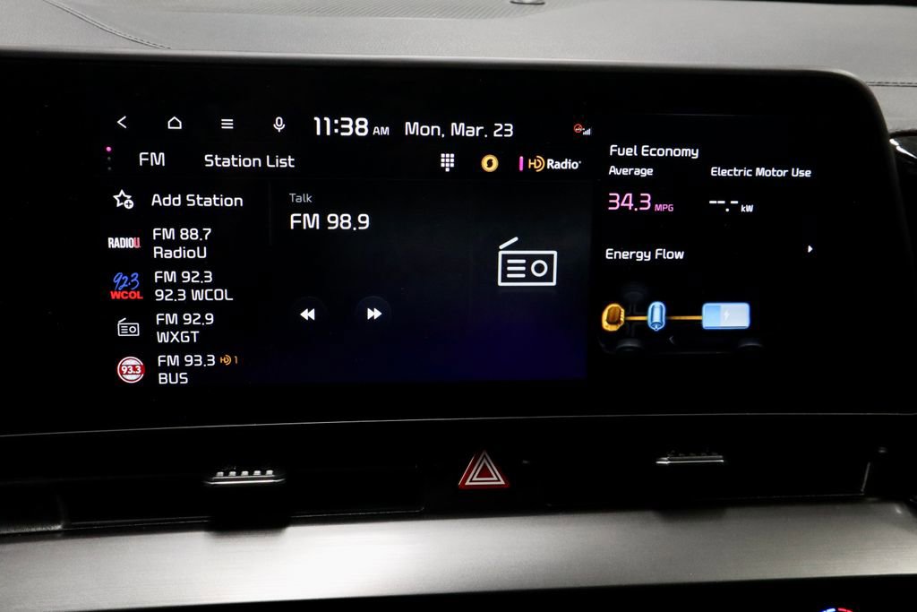 Used 2023 Kia Sportage EX image 3