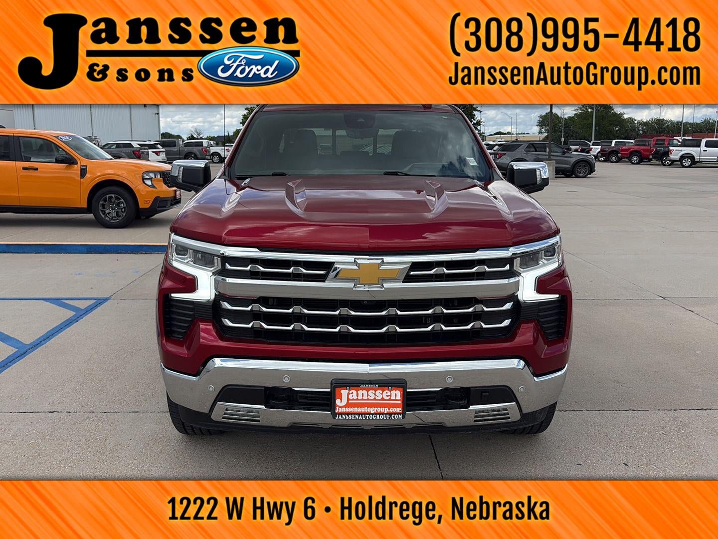 Used 2023 Chevrolet Silverado 1500 LTZ w/ Technology Package AWD/4WD image 3