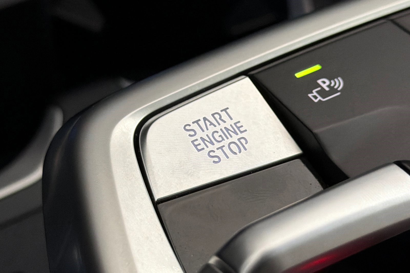 Used 2025 BMW X1 xDrive28i w/ Convenience Package AWD/4WD image 33