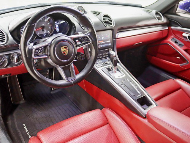 Used 2022 Porsche 718 Cayman S RWD image 15